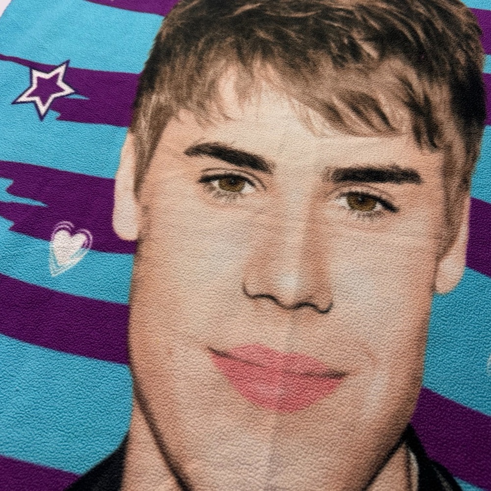2011 Justin Bieber Bravado Soft Large Throw Blanket Purple Blue Hearts & Stars - Picture 5 of 12